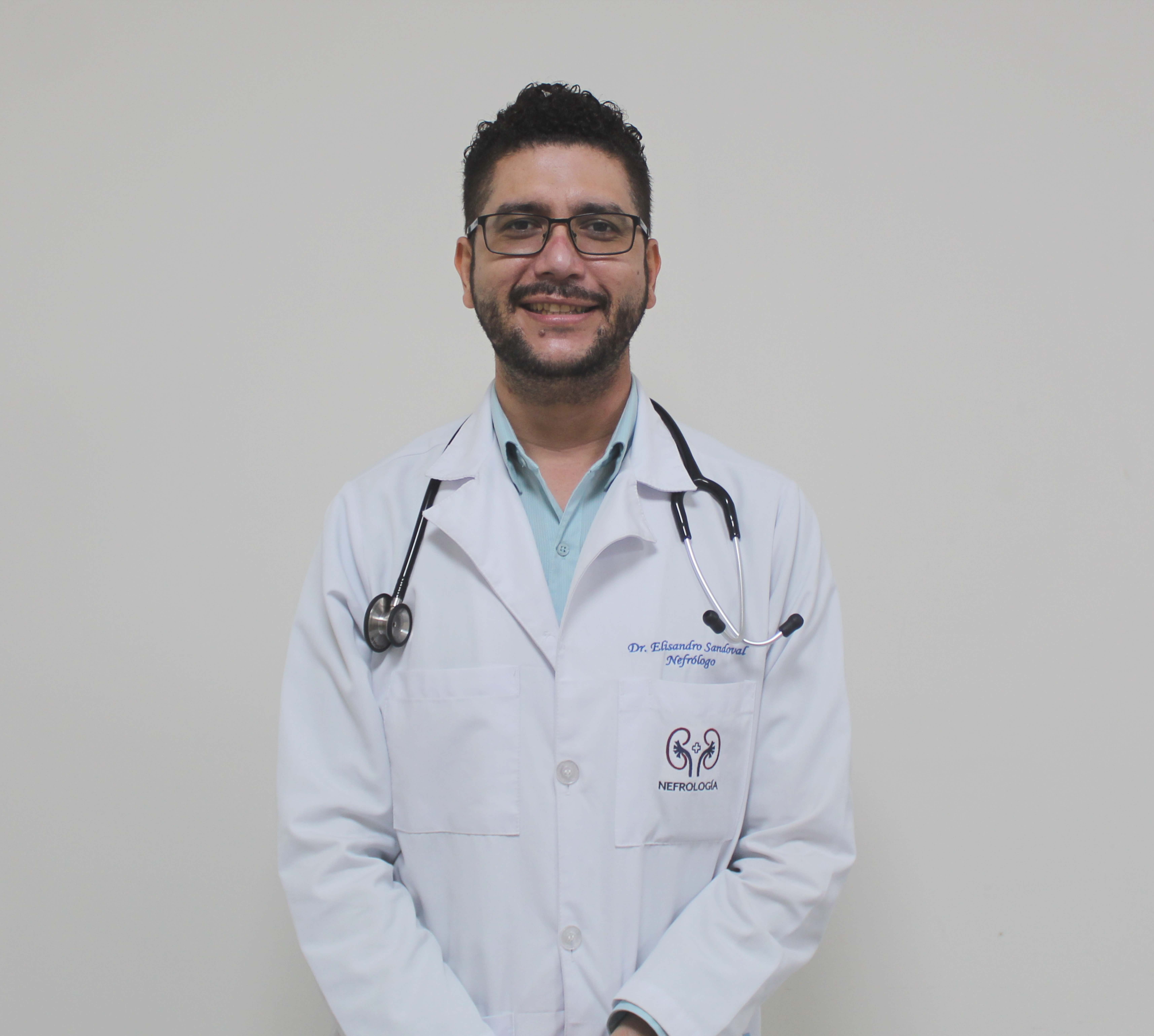 Dr. Elisandro